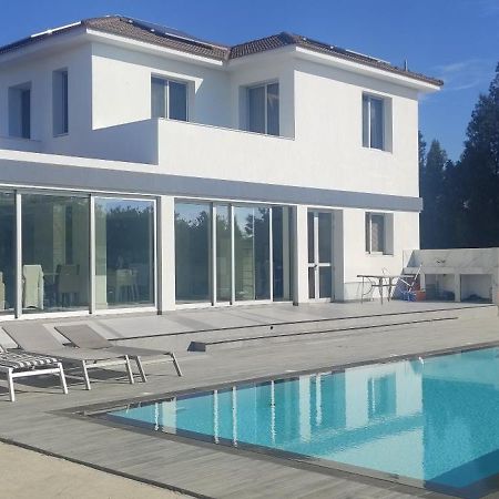 Kiti Village Villa, Cyprus, Salt-Water Pool, 6 Bedrooms, Larnaca Bagian luar foto