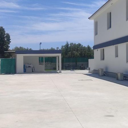 Kiti Village Villa, Cyprus, Salt-Water Pool, 6 Bedrooms, Larnaca Bagian luar foto