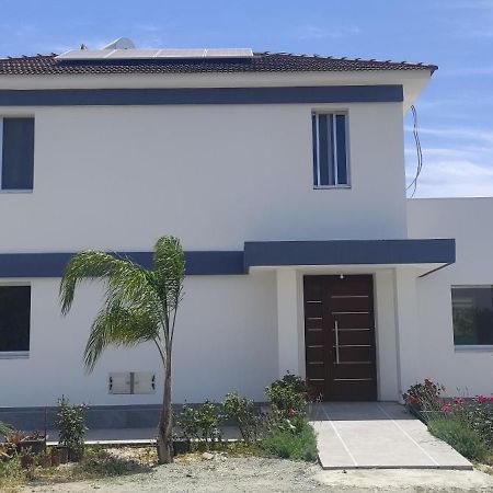 Kiti Village Villa, Cyprus, Salt-Water Pool, 6 Bedrooms, Larnaca Bagian luar foto