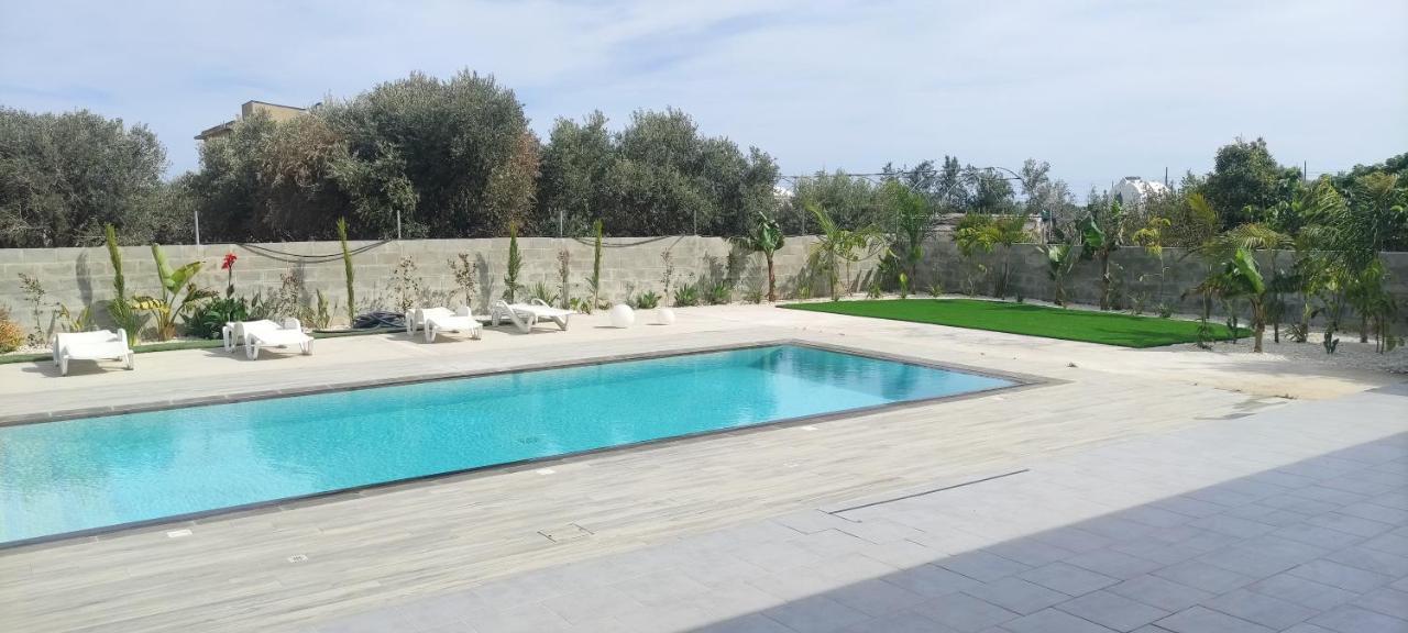 Kiti Village Villa, Cyprus, Salt-Water Pool, 6 Bedrooms, Larnaca Bagian luar foto