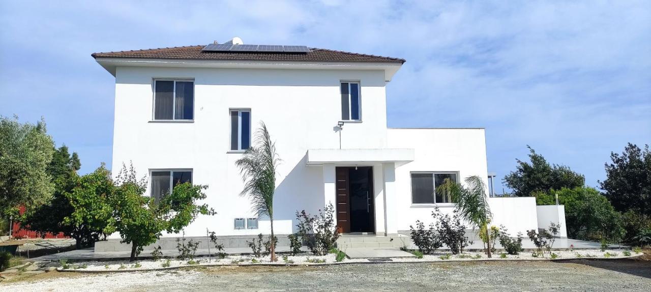 Kiti Village Villa, Cyprus, Salt-Water Pool, 6 Bedrooms, Larnaca Bagian luar foto