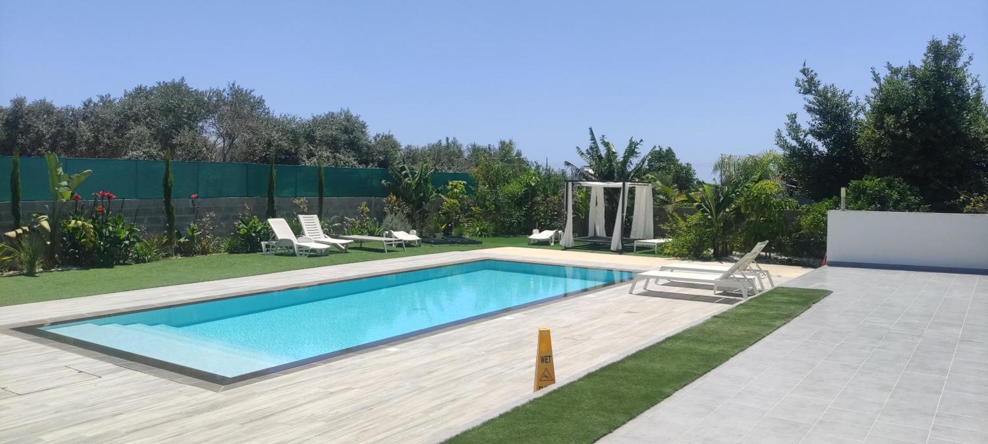 Kiti Village Villa, Cyprus, Salt-Water Pool, 6 Bedrooms, Larnaca Bagian luar foto
